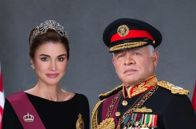 إطلالات العائلة الملكية في الأردن بمناسبة اليوبيل الفضي
