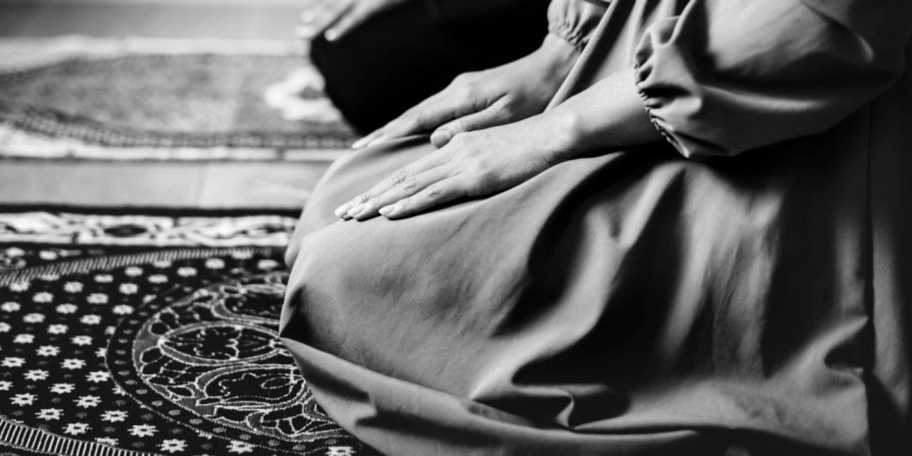هل يجوز وضع كريم الأساس في العمرة