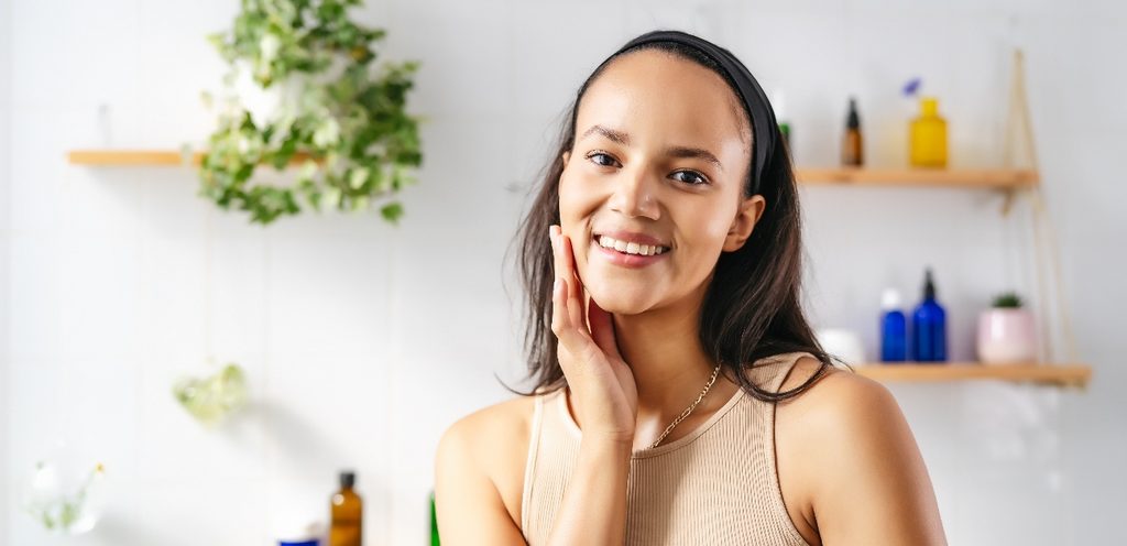 خلطة عناية بالبشرة المختلطة