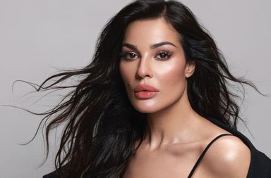 فيديو انتخاب نادين نسيب نجيم ملكة جمال لبنان منذ 20 عامًا