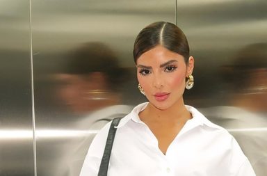 أصالة كامل تُعلن عن ارتباطها بصور رومنسية فمن هو سعيد الحظ!؟