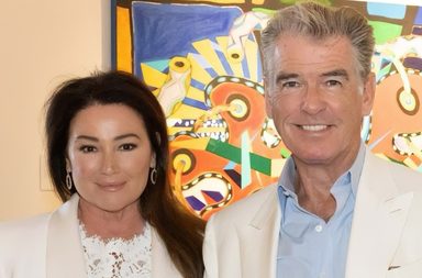 قصة حب بيرس بروسنان وزوجته كيلي