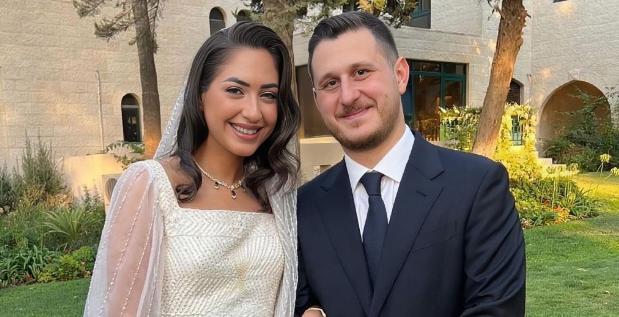 عقد قران عون جمعة ابن الأميرة عائشة بنت الحسين زيد سعد الدين جمعة، على لينا عباس