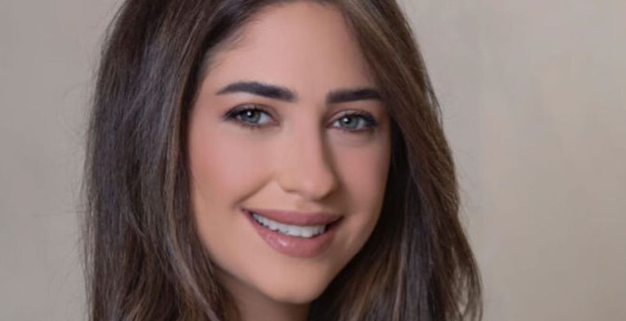 فستان العروس الأردنية لينا عباس ومجوهراتها
