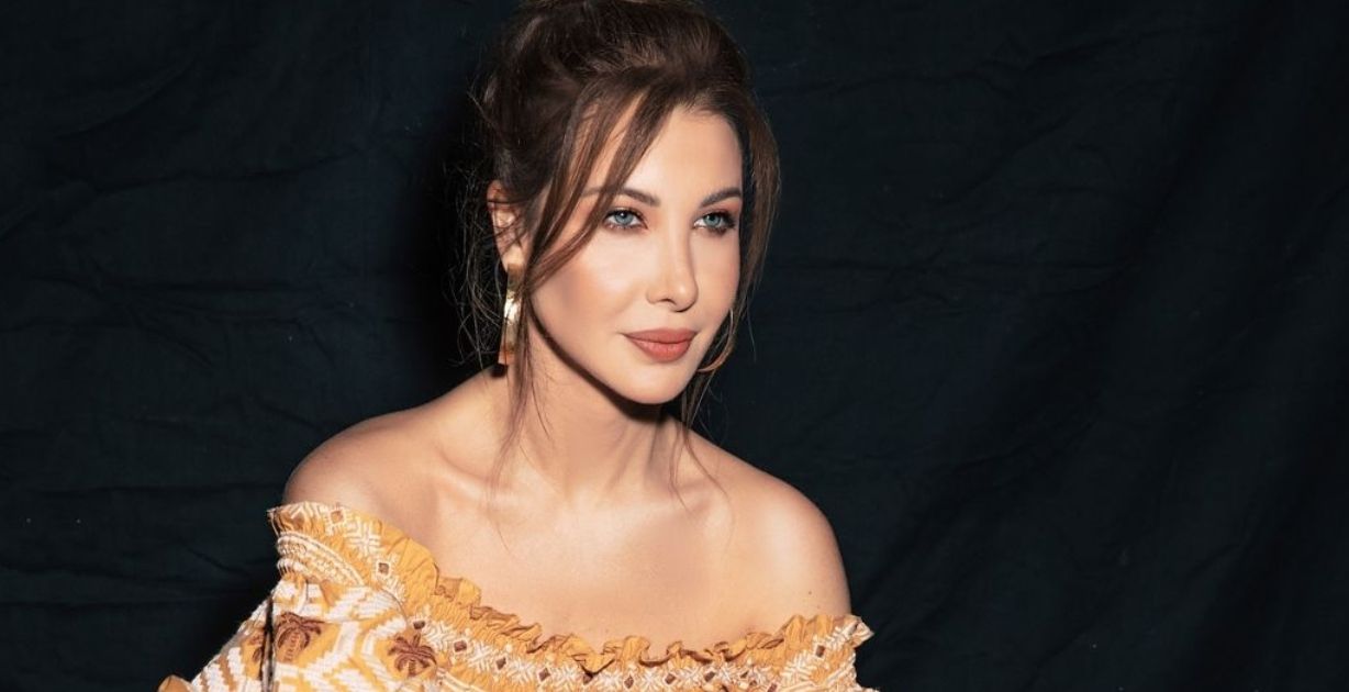 نانسي عجرم تقدم من نظرة بلغة الإشارة