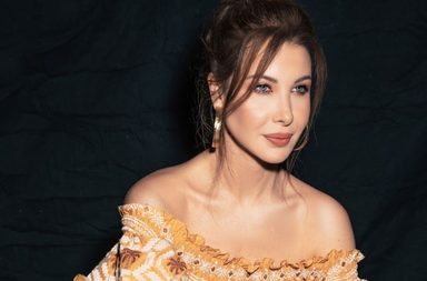 نانسي عجرم تقدم من نظرة بلغة الإشارة