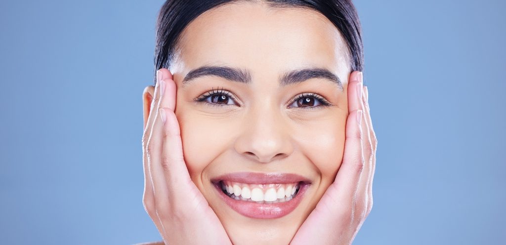 بشرة نضرة ورائعة الجمال