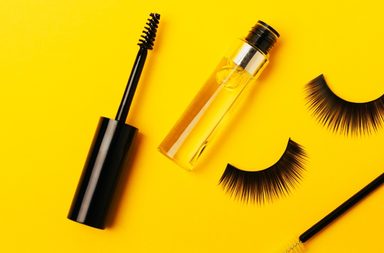 ما حكم تركيب الرموش من وجهة نظر الفقهاء؟