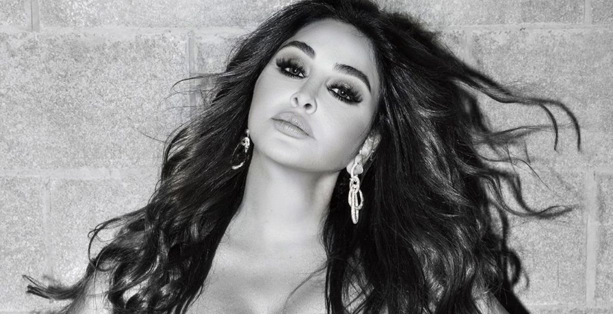 إليسا تعبّر عن غضبها تجاه الأحداث في لبنان وتتصدر ترند