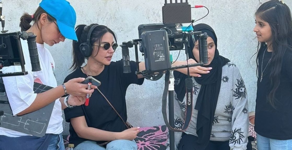 درّة التونسية تطلق أولى تجاربها الإخراجية "وين صرنا"
