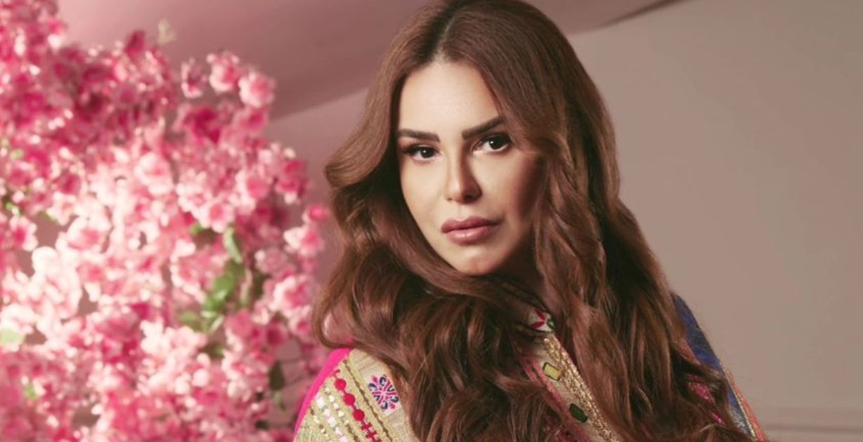 دنيا عبد العزيز ترزق بطفلتها الأولى