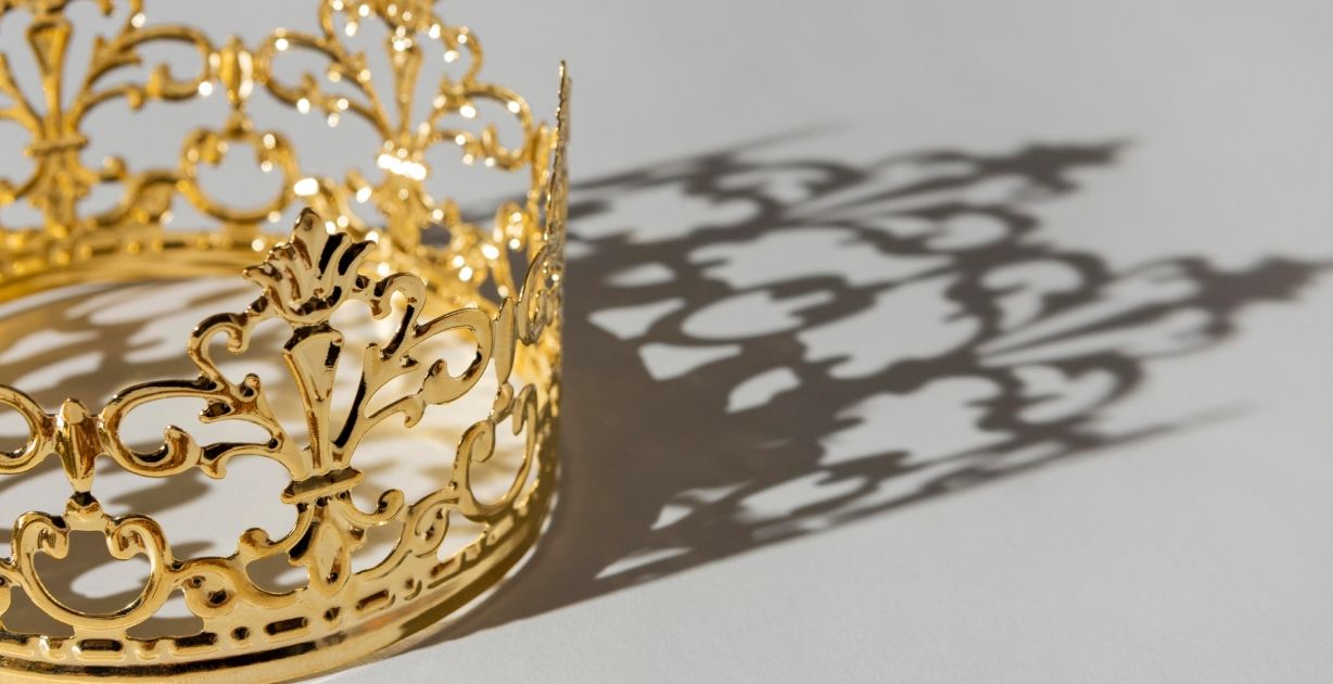 ما دلالات استرجاع الذهب المسروق في المنام؟