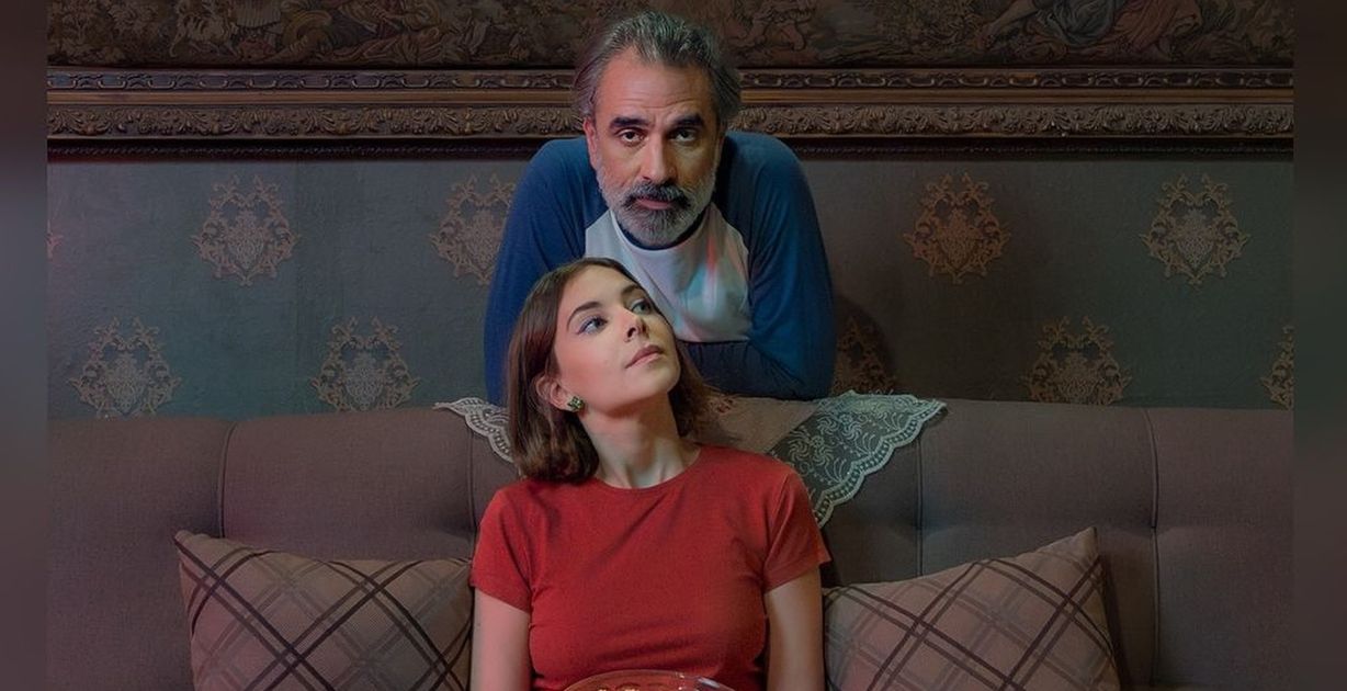 الممثلة والمخرجة فاطمة البنوي سعيدة بترشح فيلمها "بسمة" لثلاث جوائز في Joy Awards