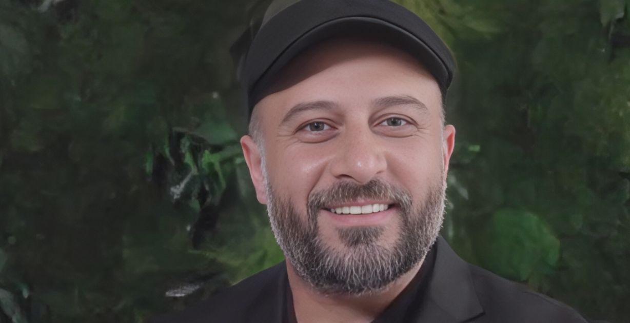 المصمم اللبناني العالمي سعيد قبيسي يروي تفاصيل إبداعه وتأثره في الملكة رانيا بعالم الأزياء
