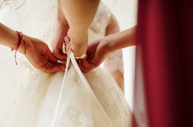 كيفية اخيتار ملابس داخلية للعروس يوم زفافها