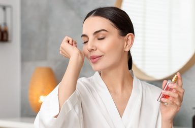 كيفية اختيار العطر المثالي لكِ بحسب شخصيتك