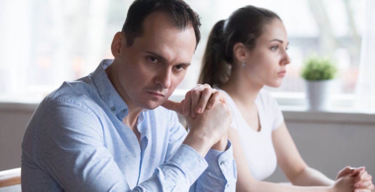 ما هي نقطة ضعف الرجل العنيد وكيف يتم التعامل معه؟