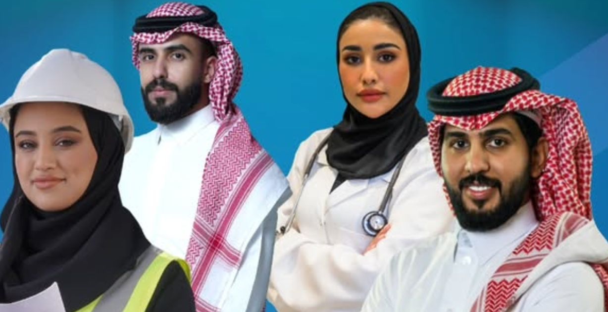 منصات تُقدم دورات تدريبية مع شهادات معتمدة لتبدئي عام 2025 بأهداف جديدة