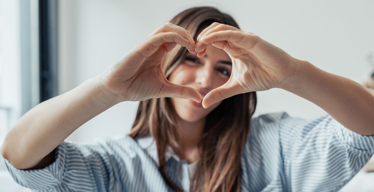 كلام تلميح عن الحب: عبارات رائعة توصف هذه المشاعر