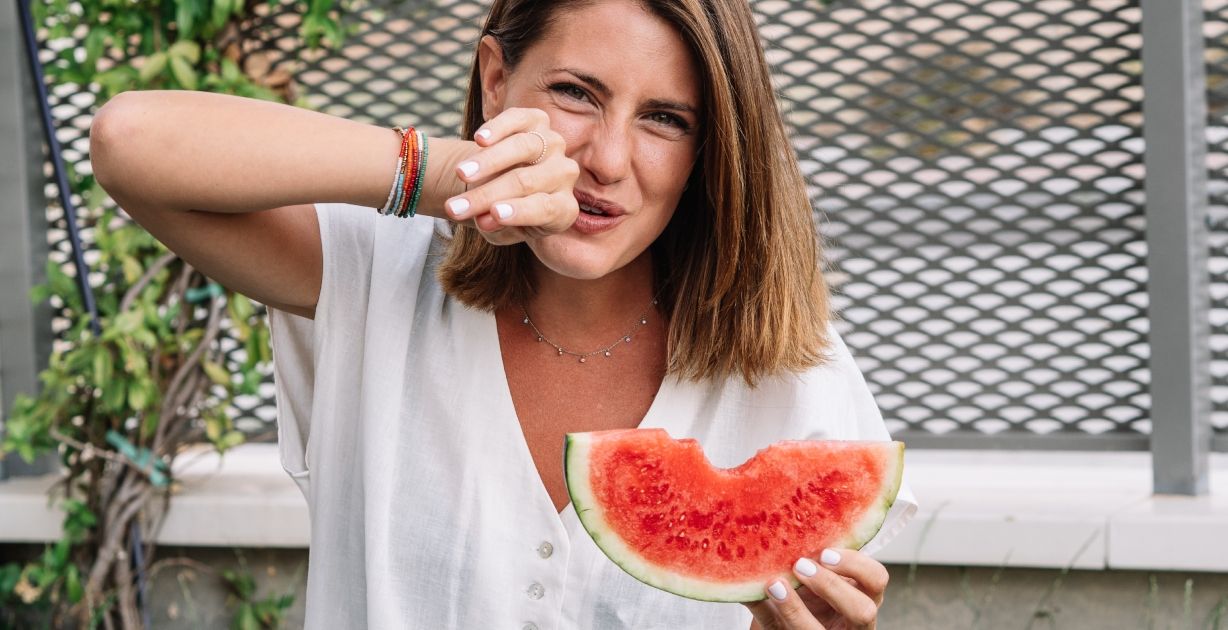 إليكِ أهم دلالات وتفسير حلم أكل البطيخ في المنام