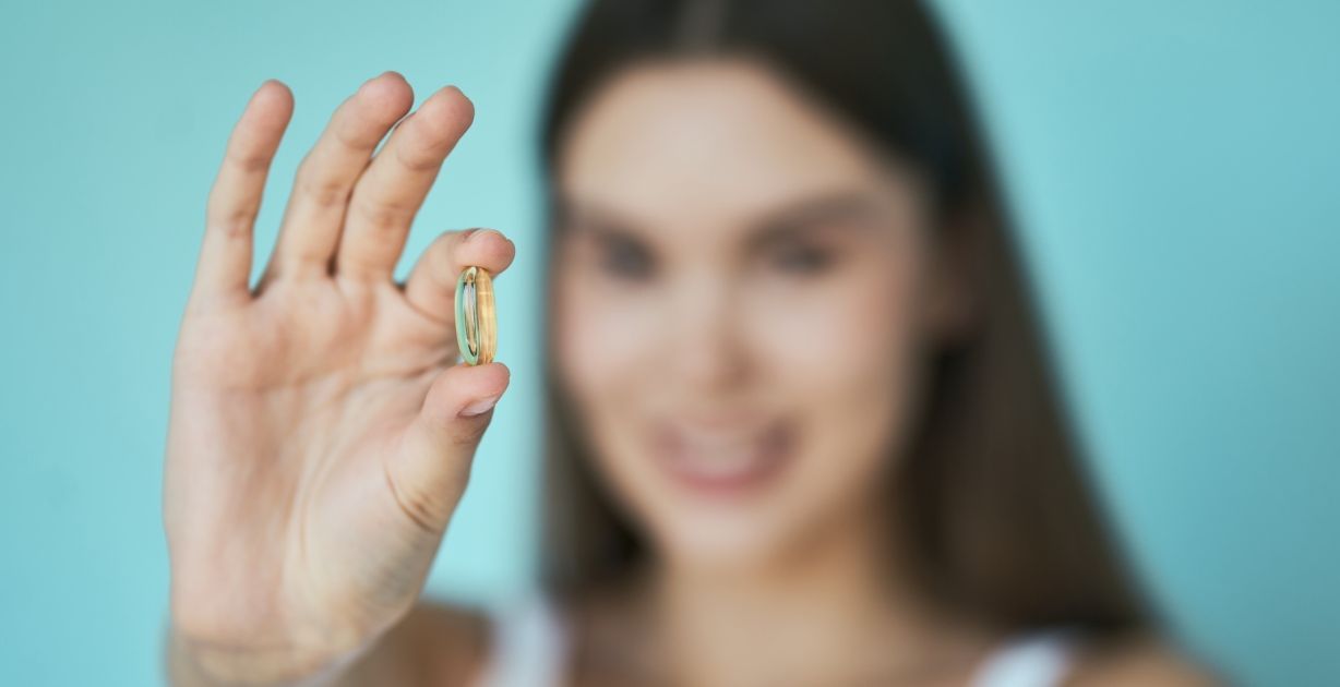 ما هي فوائد الزنك للمرأة وكيف يؤثر نقص هذا المعدن على صحتها؟