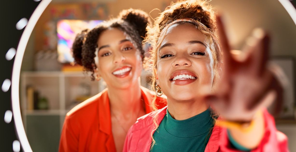 رواد تيك توك أصبحو "لاجئين" وهذا هو التطبيق الذي سيحل محلّه!