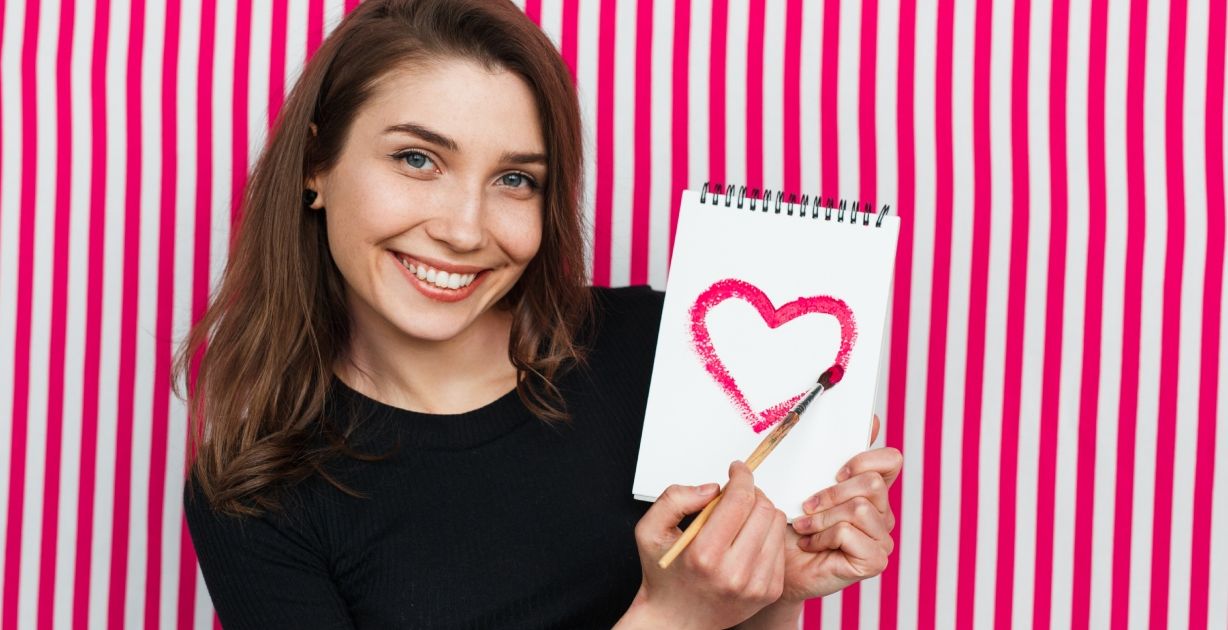 اختبار لغات الحب الخمس لتكتشفي مدى حب الشريك لكِ!