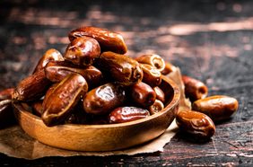 ما هو دايت التمر و اللبن لخسارة الوزن؟ اكتشفي التفاصيل