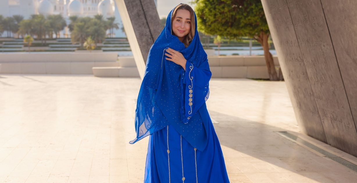 استعدادًا لشهر رمضان الكريم: تزيني بمجموعة رائعة من أرخص العبايات في الرياض​!