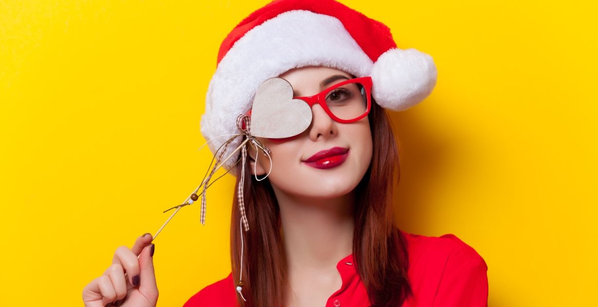 للنساء العازبات: نصائح للإحتفال بيوم عيد الحب بطريقة لا تنسى!