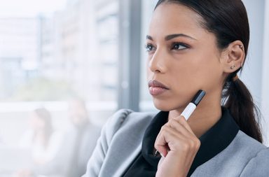 متى تهتز الثقة بالنفس​ وما أسبابها وطرق علاجها؟