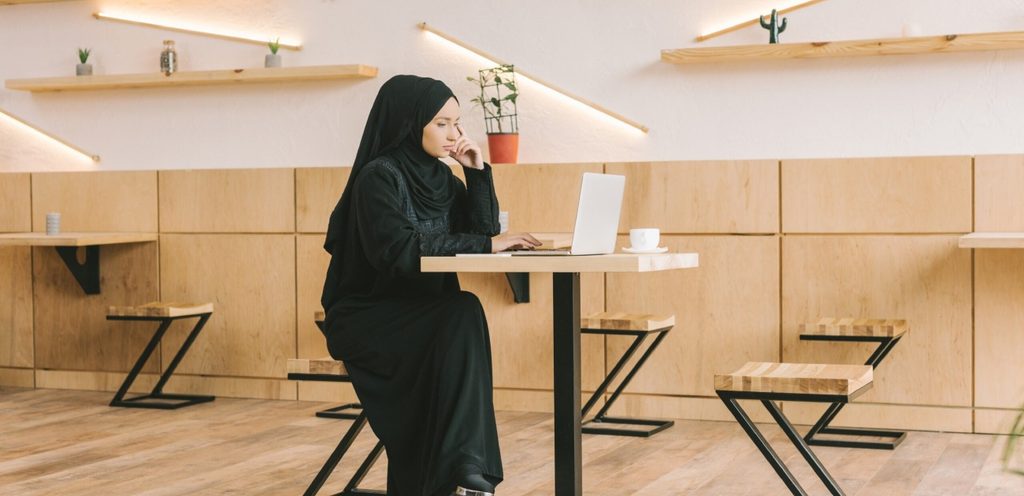 ما هو العمر المسموح للسفر بدون تصريح في المملكة العربية السعودية؟