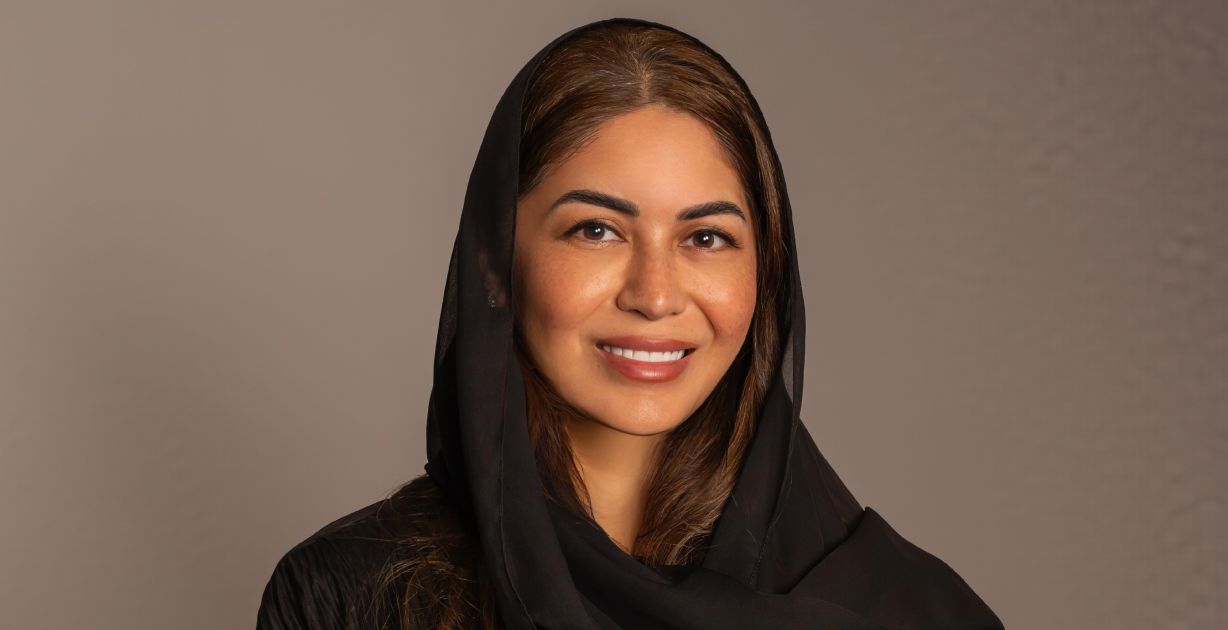 بمناسبة يوم المرأة العالمي: لقاء يوزّن بالذهب مع مصممة ومقيمة الألماس السعودية شيماء طاش  
