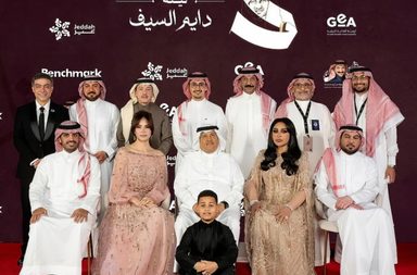 جدة تشهد ليلة طربية استثنائية برفقة 8 من ألمع النجوم في حفل _دايم السيف_ تكريمًا للأمير الشاعر خالد (1)