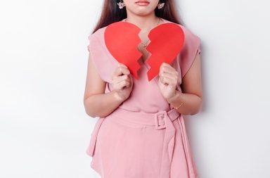 تفسير حلم طلاق اختي​ في المنام من الأحلام الشائعة.. إليكِ أهم تأويلاته