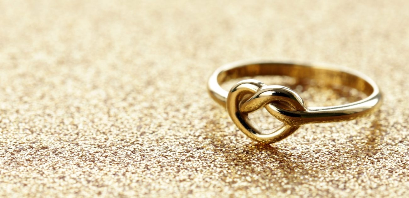 دليلكِ الشامل لمعرفة أجمل أنواع مجوهرات أحجار كريمة