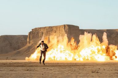 مشهد لإنفجار مهول في موقع تصويرThe seven Dogs واصابة أحمد عز فهل تم إلغاء الفيلم!؟