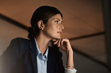 هل بدأتِ تلاحظين تغييرات في بشرتك؟ هذه العلامات طبيعية تمامًا