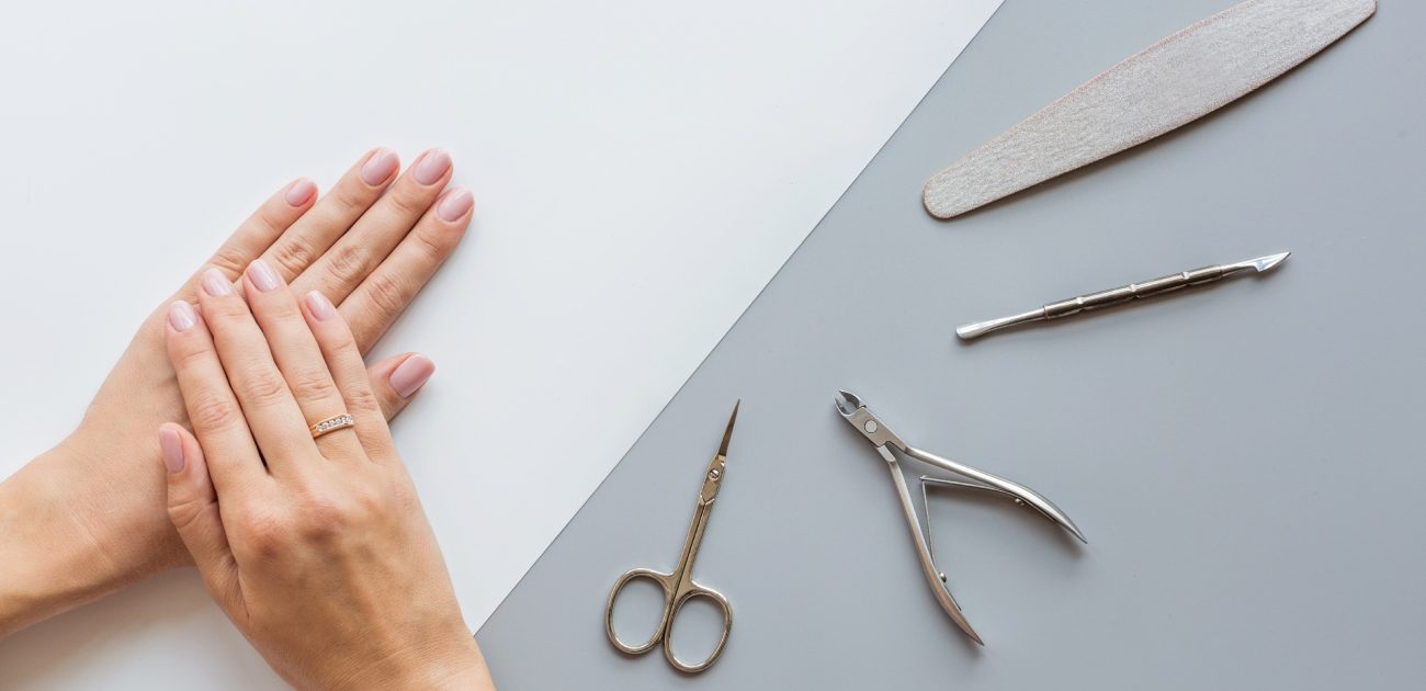 ما حكم تطويل الاظافر اكثر من 40 يوم؟