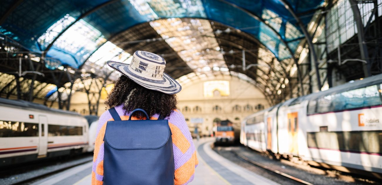 قطع فاخرة لا يجب أن تغيب عن حقيبة سفرك في فصل الصيف