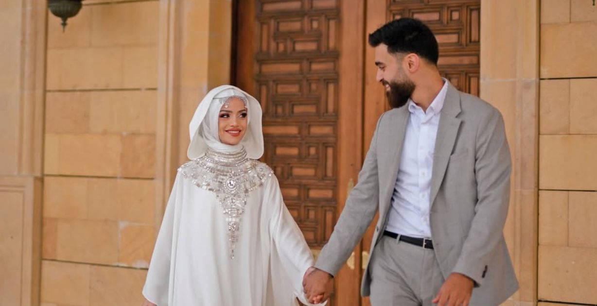 عبير الصغير تتصدر المشهد في مواقع التواصل الاجتماعي بإطلالة ملكية في حفل خطوبتها