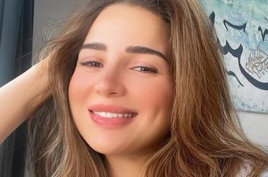 بمكونات منزلية بحتّة: مي عز الدين تكشف عن أسرار جمال بشرتها