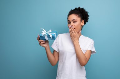 الهوس بالماركات… هل تدفعين ثمن الاسم أم الجودة؟