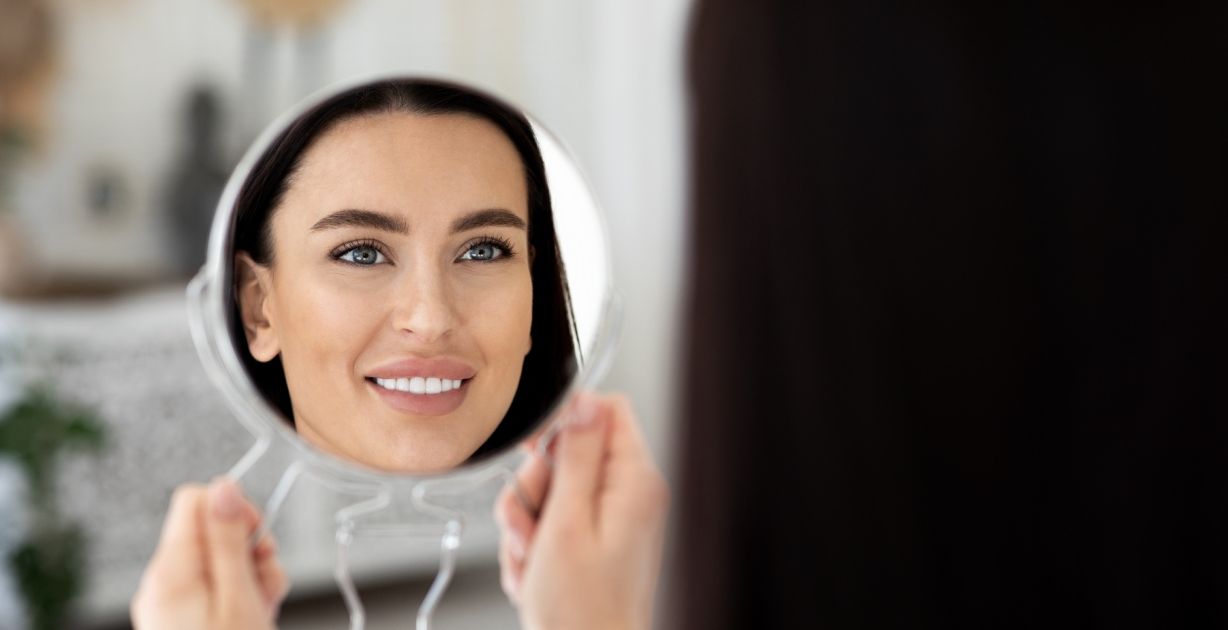 أدوات العناية بالبشرة: خطوة أساسية للحصول على بشرة صحية ومشرقة!