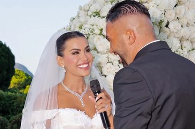 مجوهرات العروس يُمنى خوري: تناغم ساحر بين العصرية وأصالة الحزام الذهبي