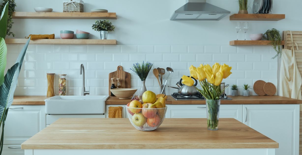 تعرفي على أجمل التصاميم لديكور شباك مطبخ