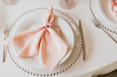 أفكار رائعة لصحون تقديم حلويات في المناسبات