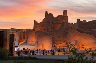 موسم الدرعية ينطلق بفعاليات وبرامج ثقافية وترفيهية تُحاكي إرث وتاريخ الدرعية الأصيل