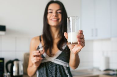 مشروبات وأكلات ترفع الضغط.. تجنبي الإفراط بها!
