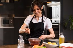 للمرأة العاملة: إليكِ أبرز وصفات أكلات سهلة و سريعة